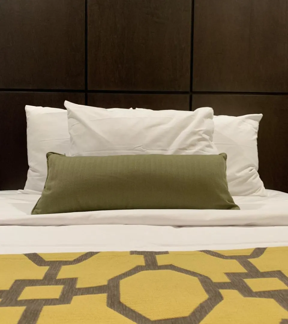 **  Voyage Hotel Нью-Йорк США